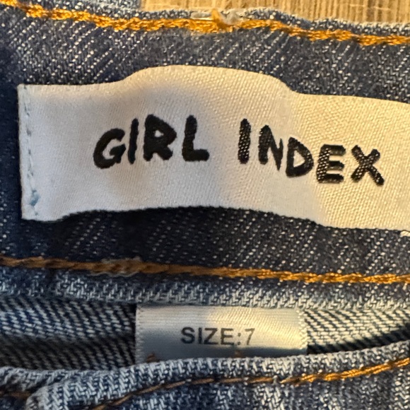 High Rise Denim Jeans - Picture 2 of 3